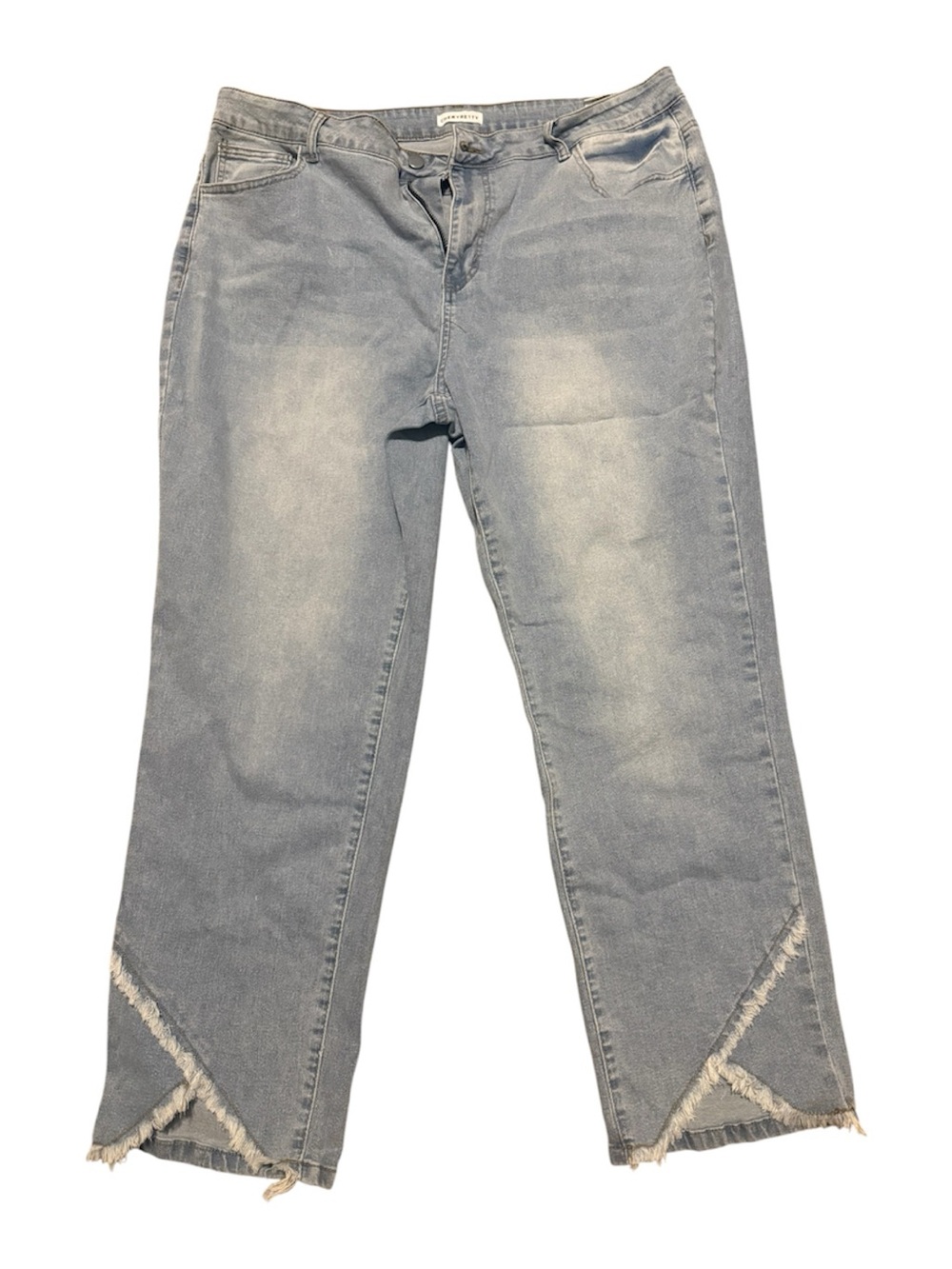 Women’s Light Wash Straight-Leg Jeans with Frayed Hem Brand: Cherrybetty